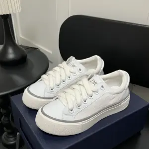 Dior B33 Spin Low-Top Sneaker White Calfskin and Oblique