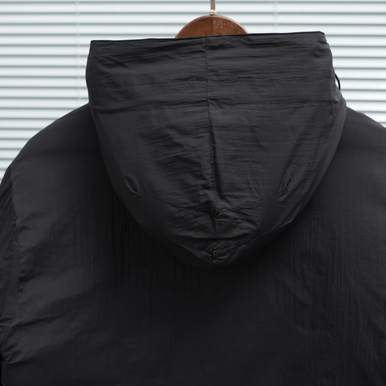 Canada Goose Lodge Hoodie Black / Classic Disc · 5078M-9061