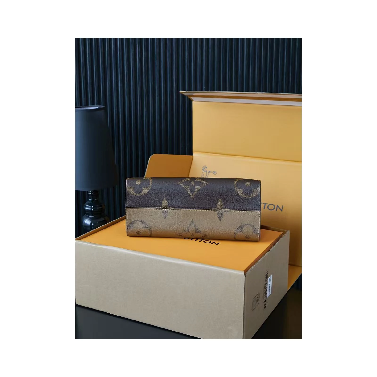 Louis Vuitton OnTheGo MM Monogram Monogram / Monogram Reverse · M45321