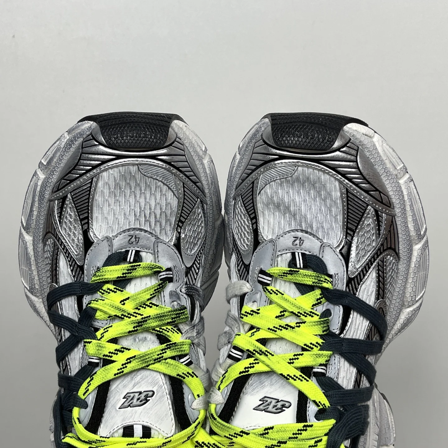 Balenciaga 3XL Interlace Sneaker Grey / Neon Yellow · 863644W3XTL1177