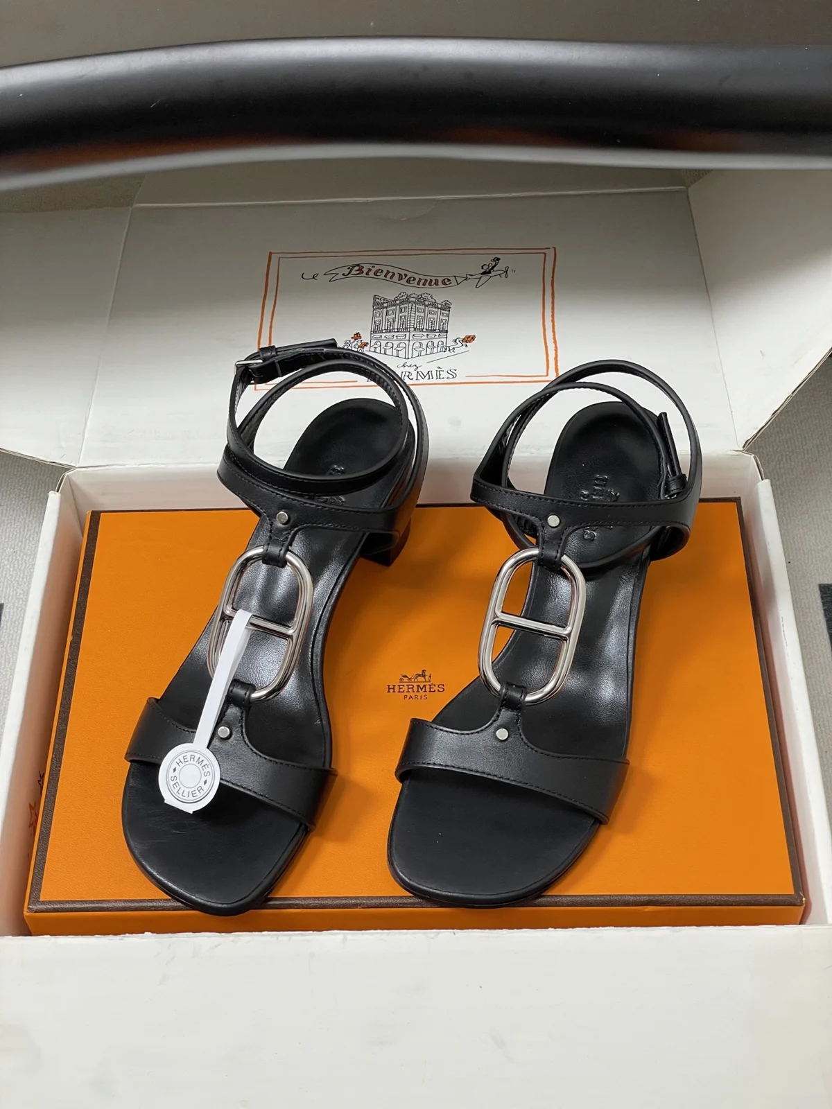 Hermès Miramar 50 Sandal Noir