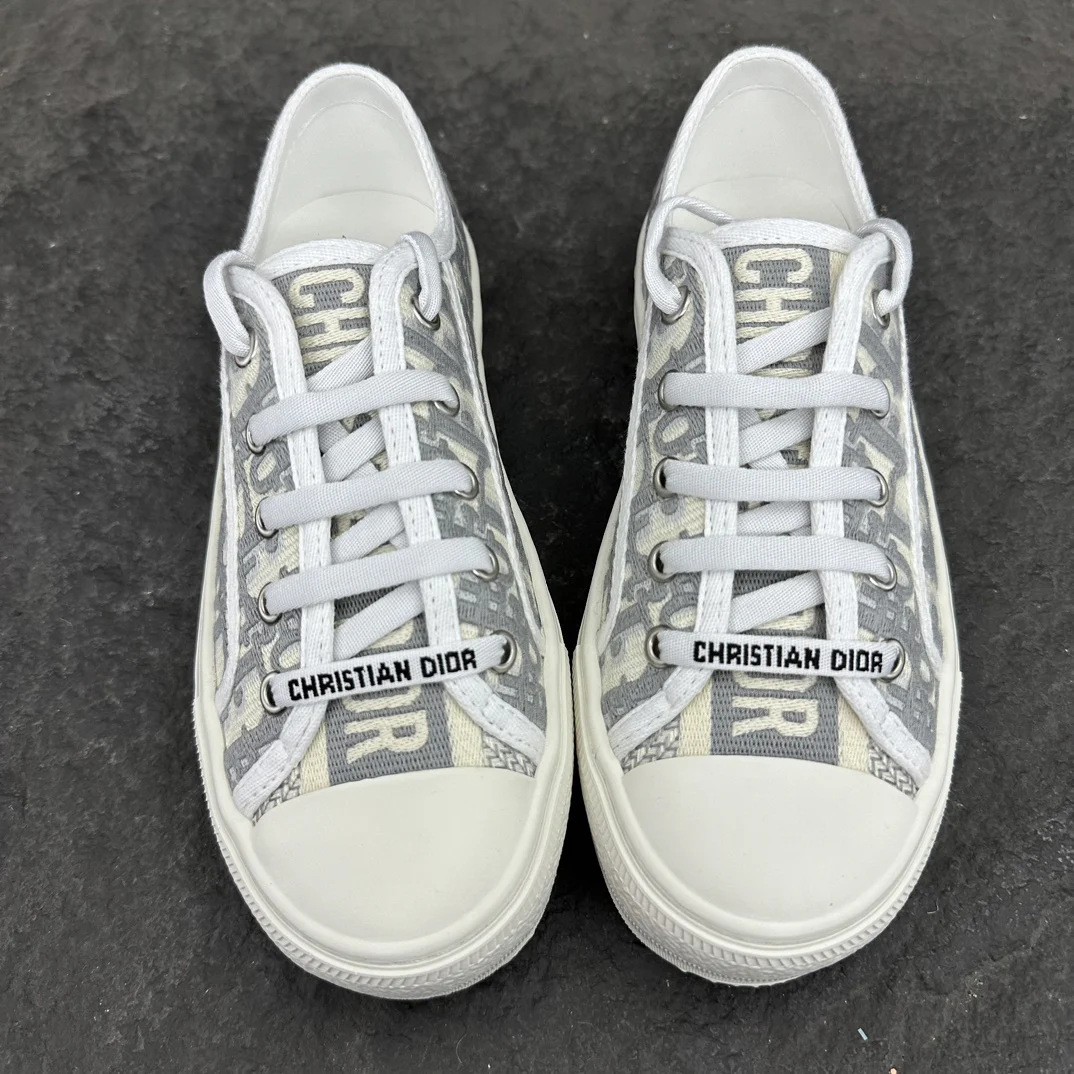 Dior Walk'n'Dior Sneaker Stone Gray Dior Oblique Embroidered Cotton · KCK211OBE_S33G