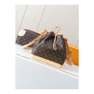 Louis Vuitton Petit Noé Monogram Monogram · M46984