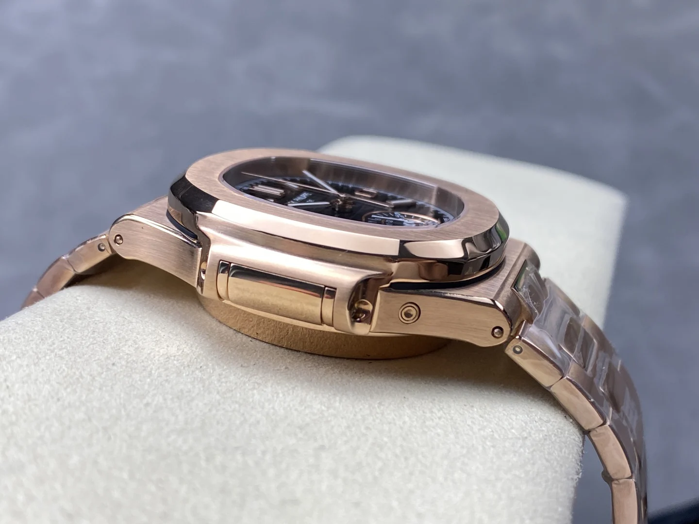 Patek Philippe Nautilus 5980/1R-001 Black Dial Watch — image 6