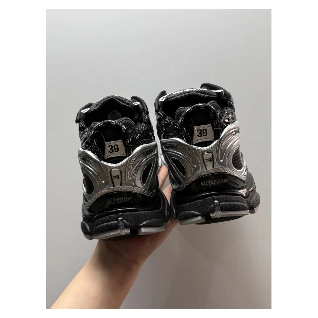 Balenciaga Runner Sneaker Black/Silver · 772774W3RMU1100