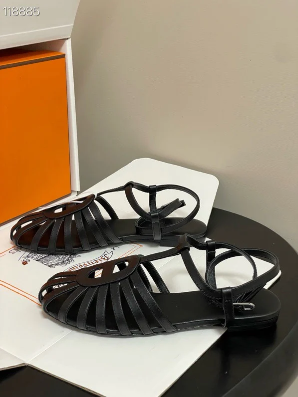 Hermès Nour Sandal Noir