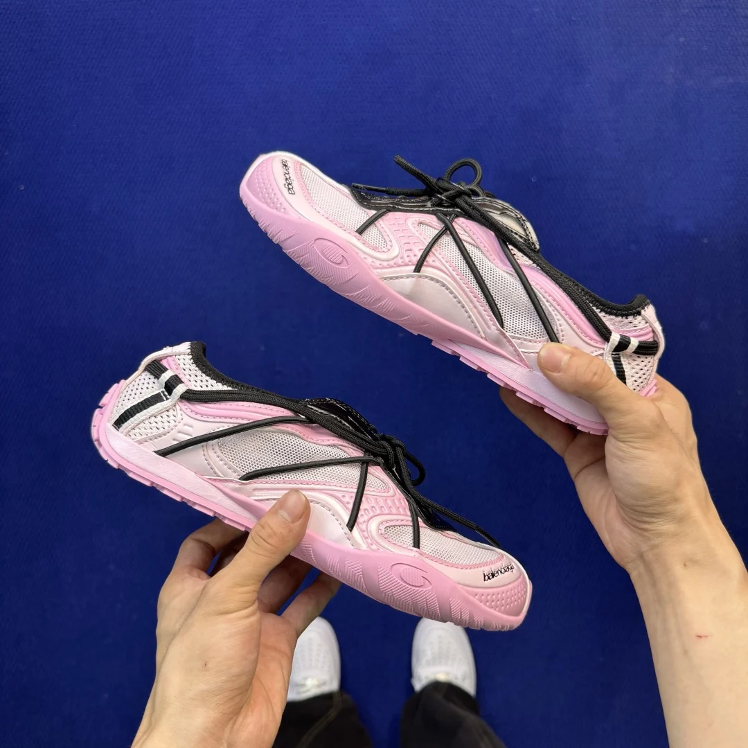Balenciaga Radar Slip-On Sneaker Pink/Black · 865868WSTBL5010