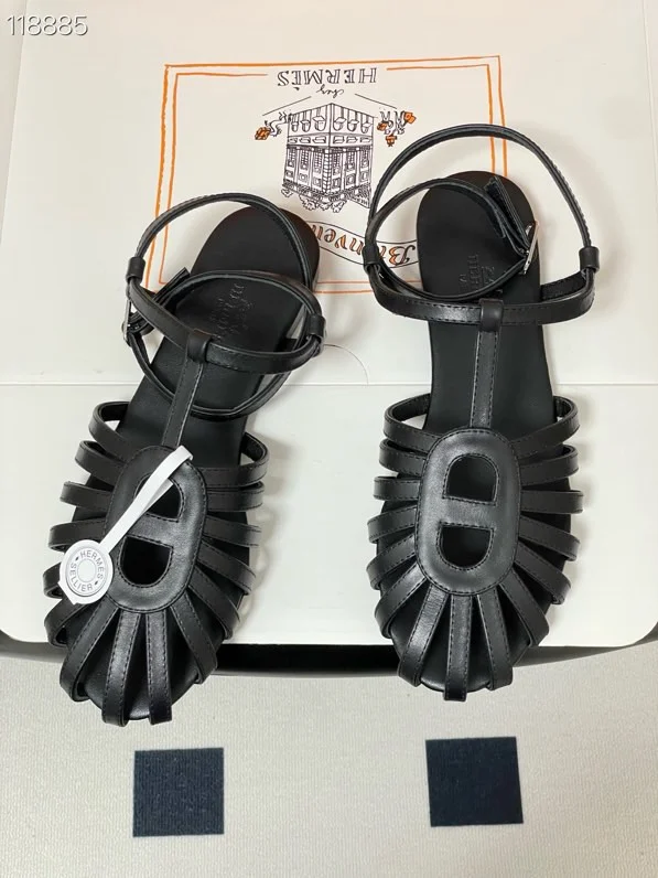 Hermès Nour Sandal Noir