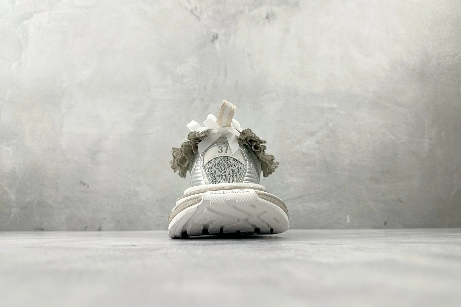 Balenciaga 3XL Lace Sneaker Taupe/White/Light Blue · 832994WXLMC2940