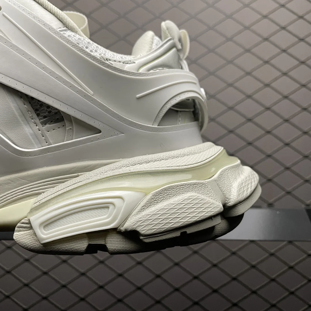 Balenciaga Track Sneaker White · 542023W1GB19000