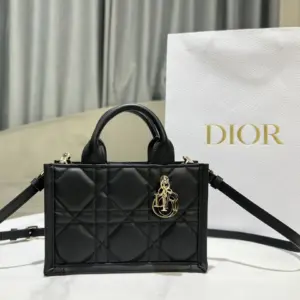 Dior Mini Book Tote Black Macrocannage Calfskin · S5573OWHP_M900