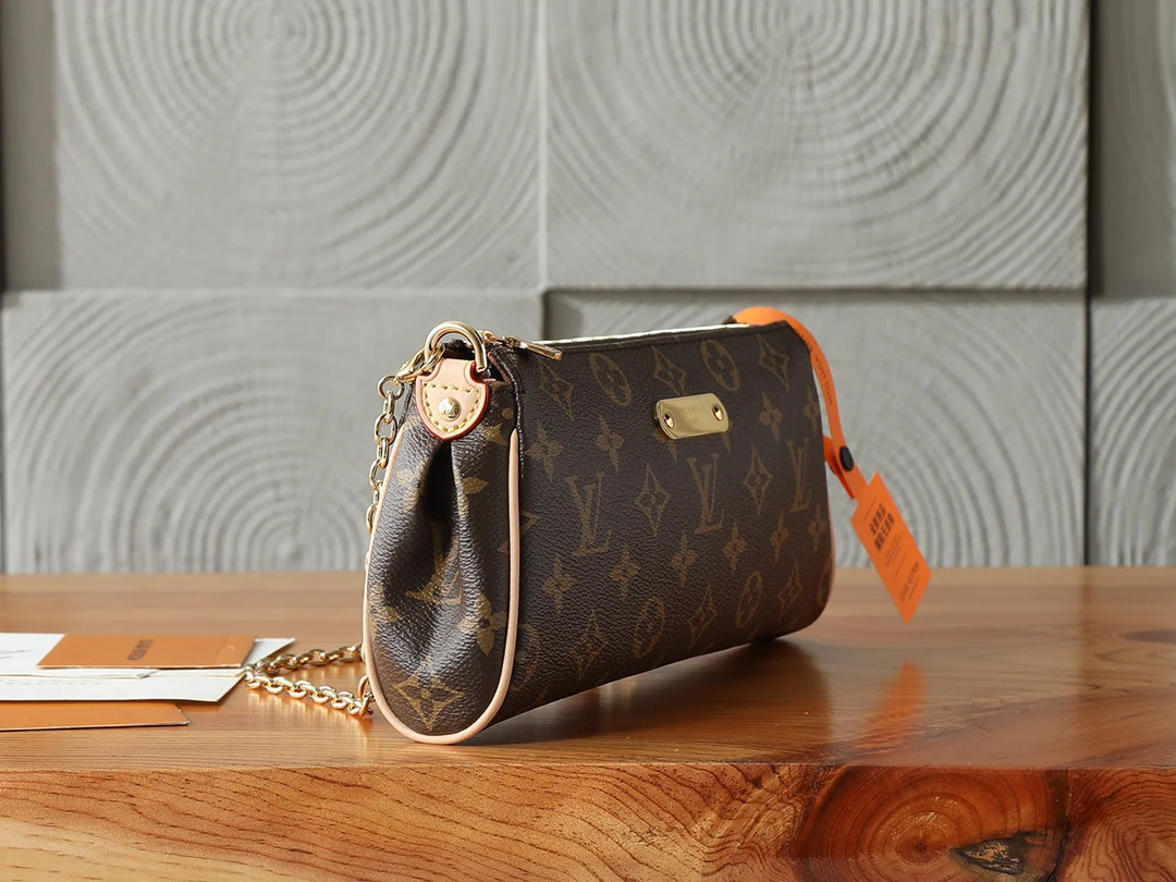 Louis Vuitton Pochette Eva Monogram Monogram · M13567