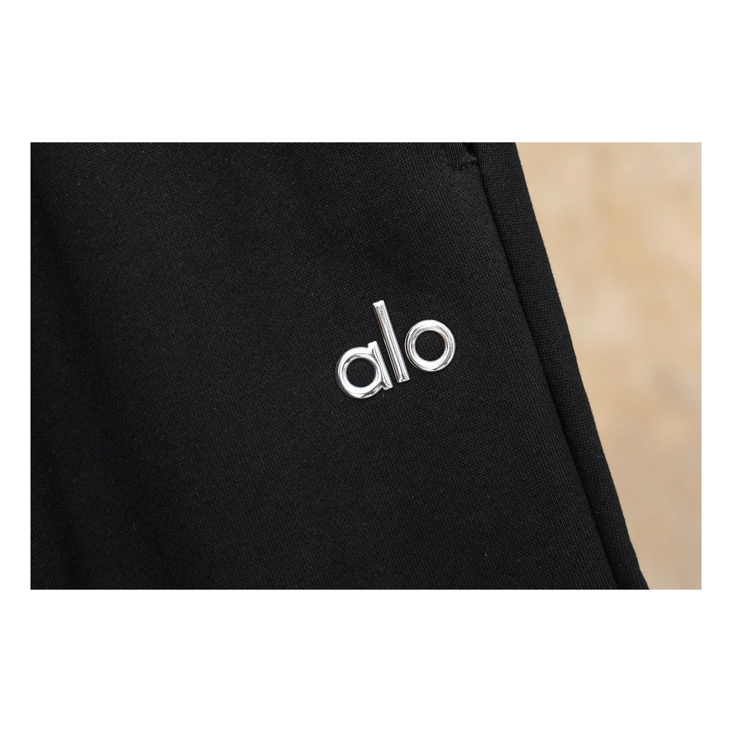 Alo Accolade Sweatpant Black · W5942RG