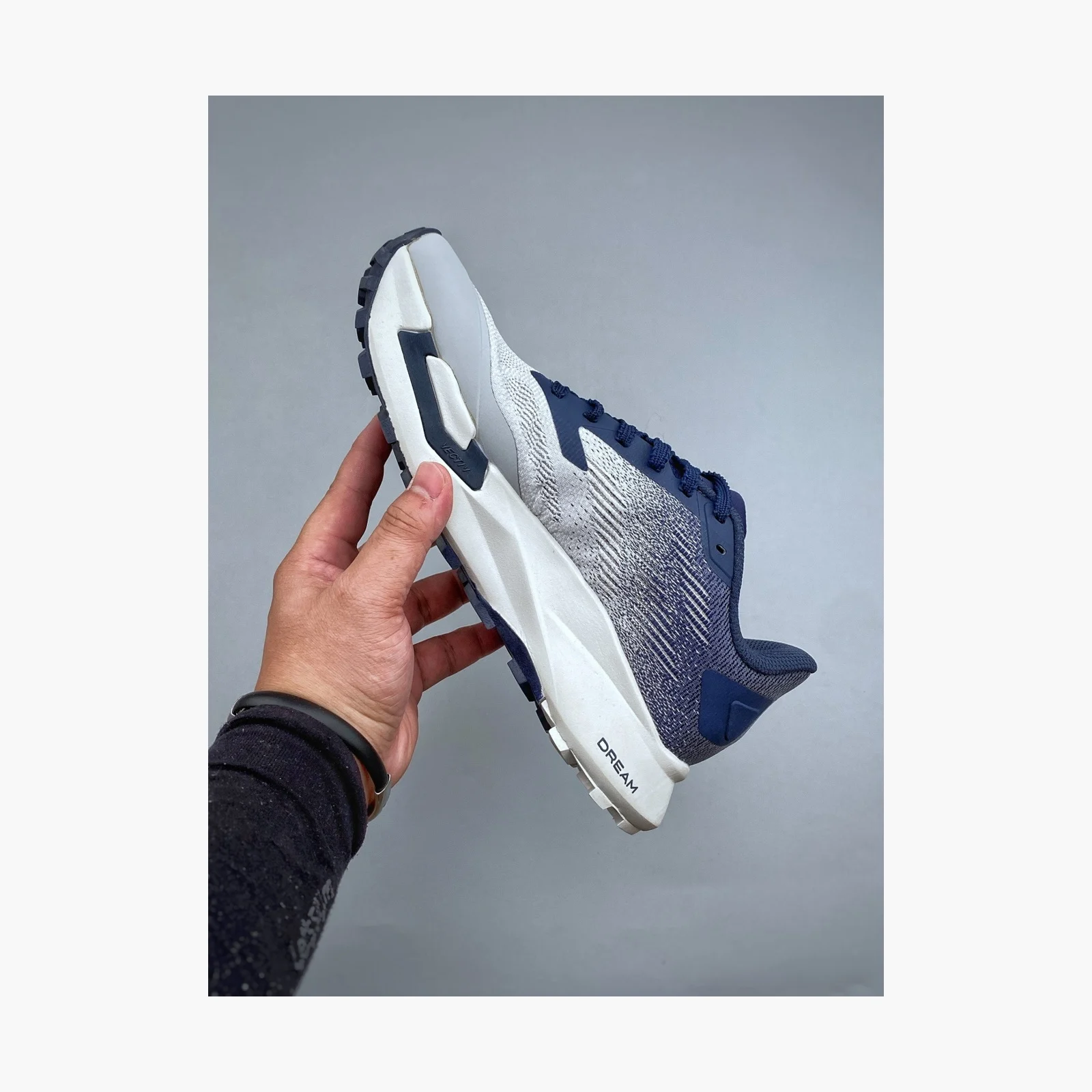 The North Face Men’s VECTIV Enduris 4 Bold Blue/Canal Blue · NF0A8AEP-81