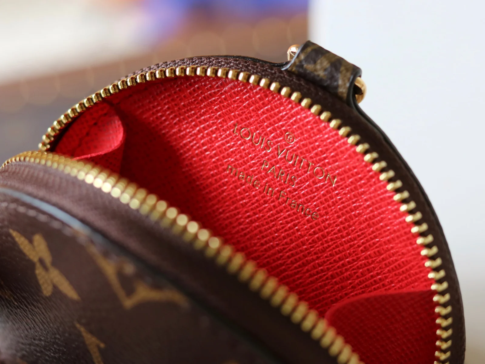Louis Vuitton OnTheGo PM Monogram and Monogram Reverse Monogram / Monogram Reverse · M46373