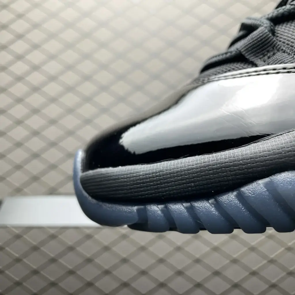 Air Jordan 11 Gamma