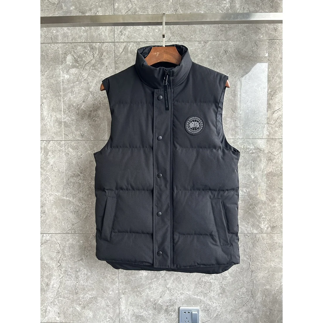Canada Goose Men's Garson Vest Black Disc Black / Black Disc · 2081MB-9061