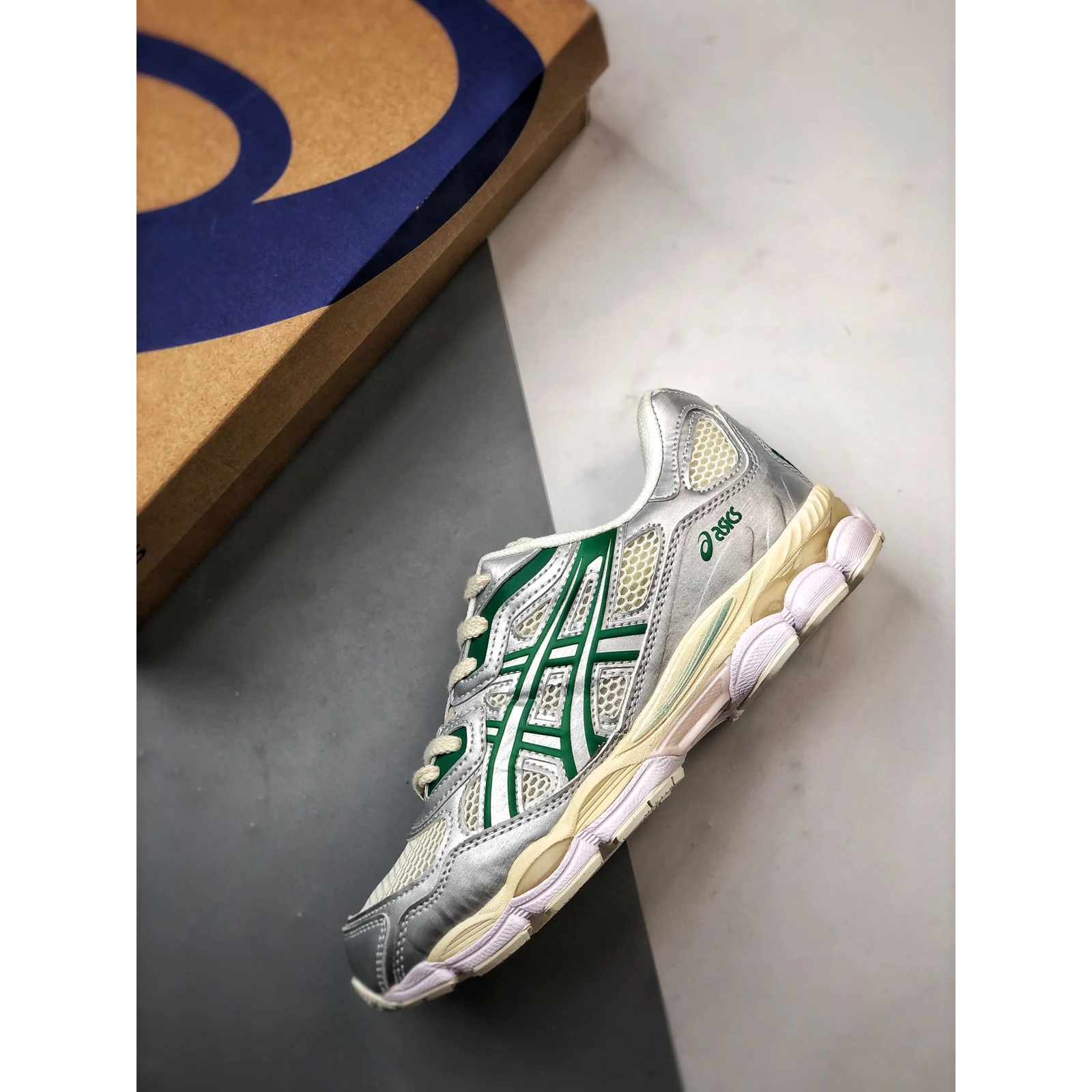 ASICS GEL-NYC Birch / Pure Silver · 1201A971-200
