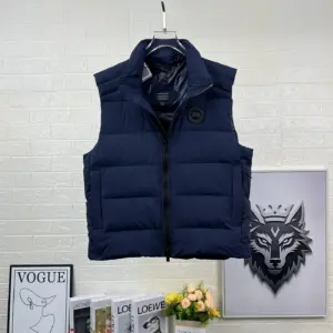 Canada Goose Men's Crofton EnduraLuxe Vest Atlantic Navy / Black Disc · 1925MB-9063