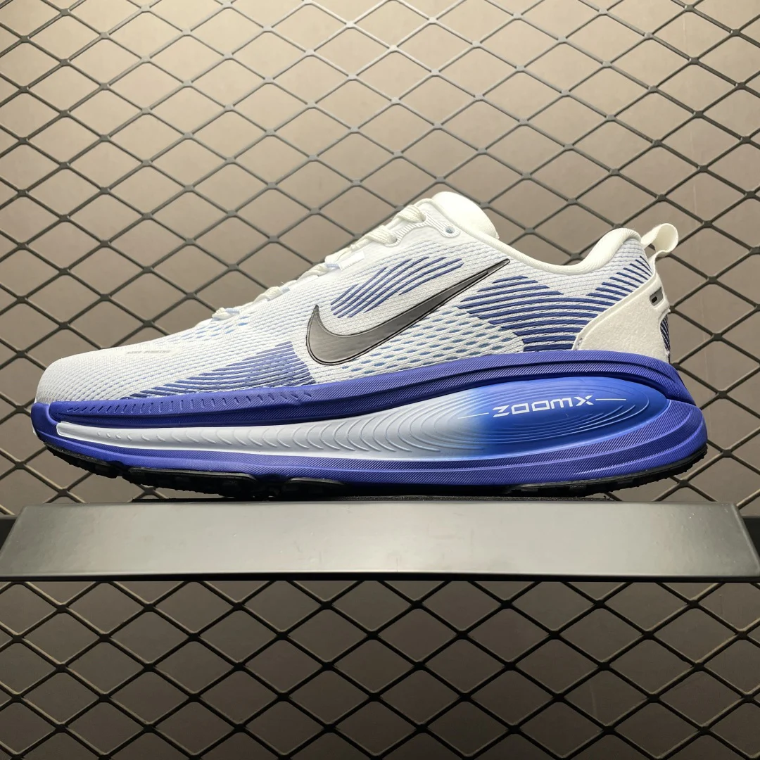 Nike Vomero 18 Men · White / Blue Tint / Light Marine / Black · HM6803-104