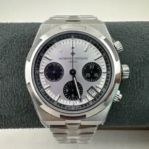 Vacheron Constantin Overseas Chronograph 5500V Watch Silver dial black counters steel bracelet · 5500V/110A-B686