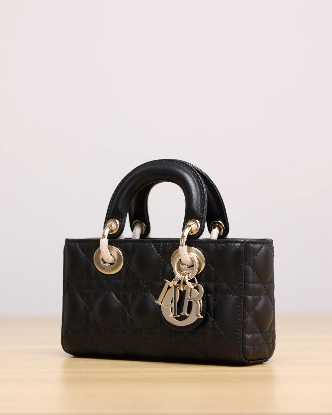 Mini Lady D-Joy Bag Black Cannage Lambskin · M0636ONGE_M900