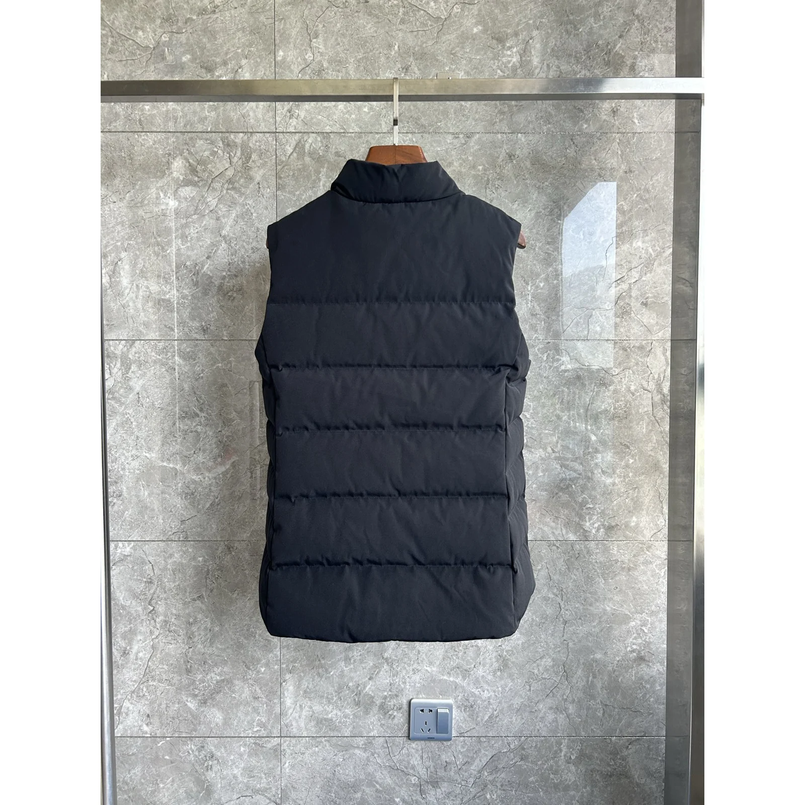 Canada Goose Women's Freestyle Vest Black / Classic Disc · 2836L-61