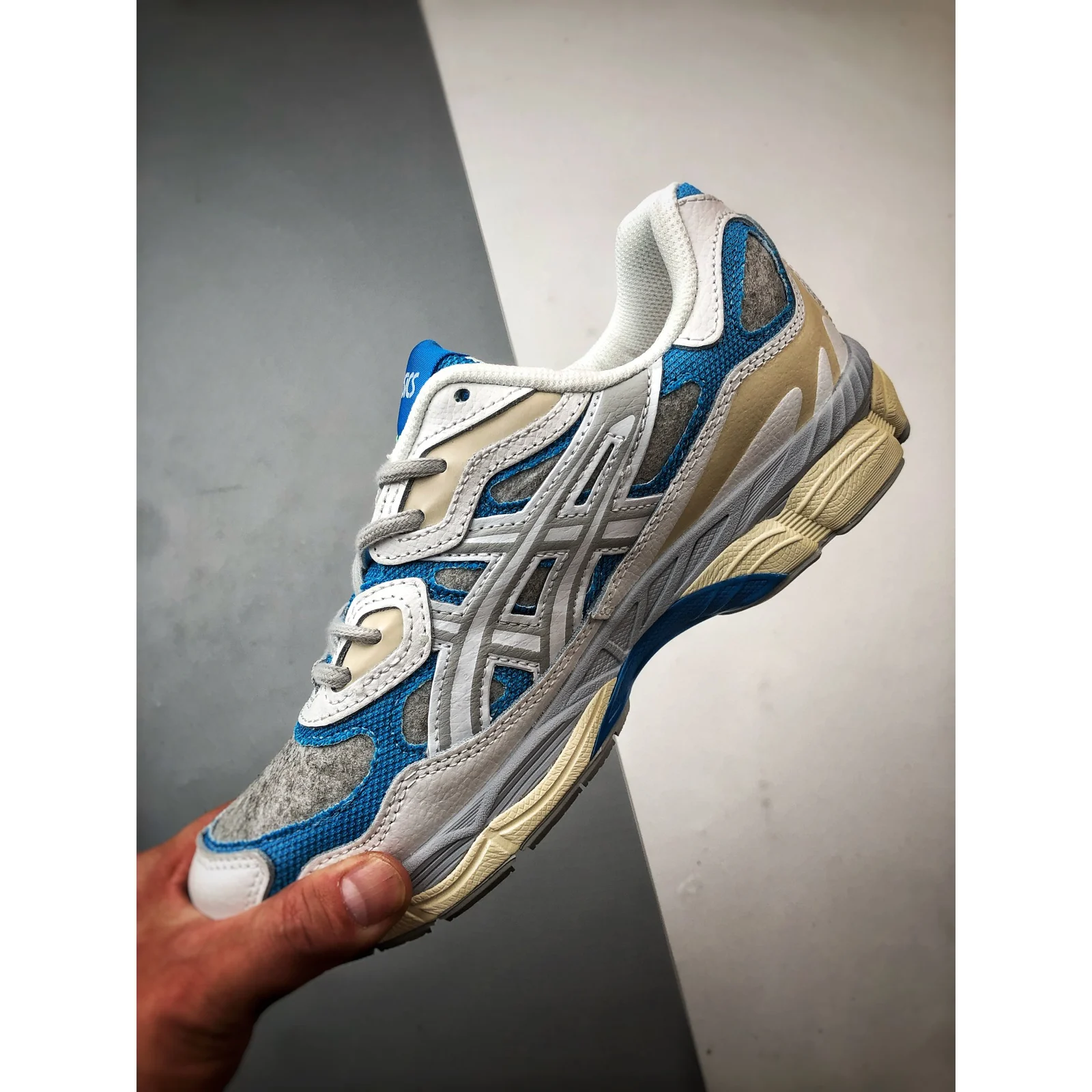 ASICS GEL-NYC White / Dolphin Blue · 1203A281-100