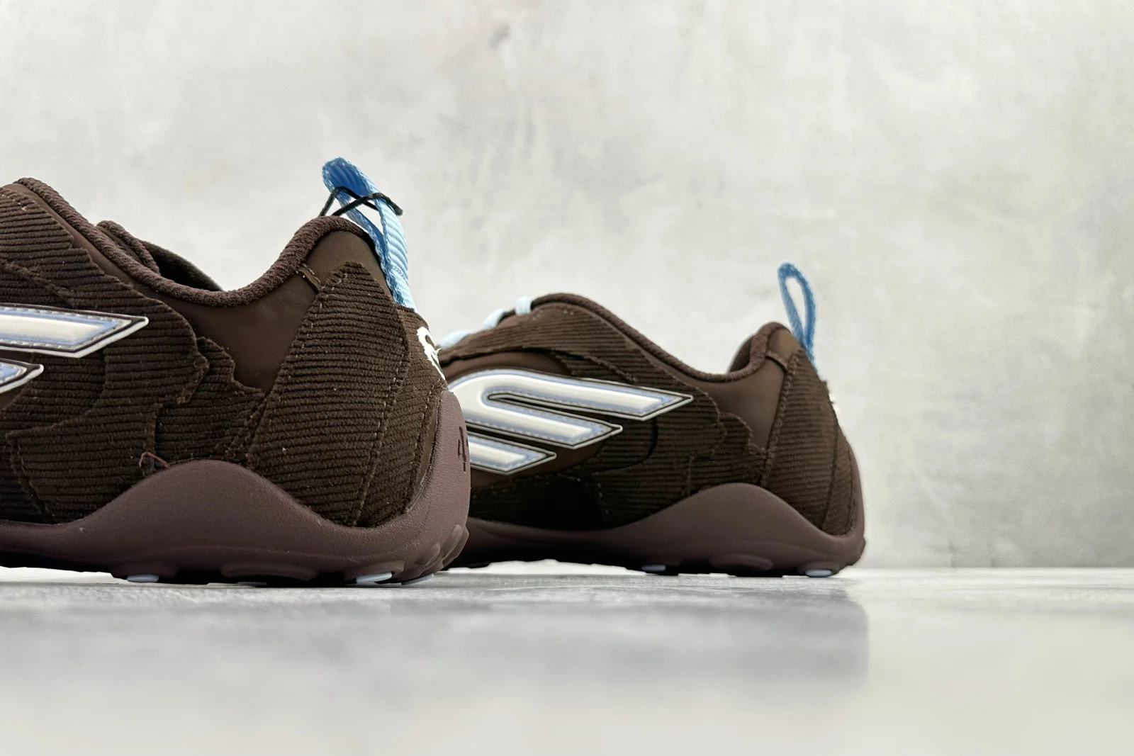 Balenciaga Monday Ultra Sneaker Brown / White / Light Blue / Beige · 853505WMNDI2994
