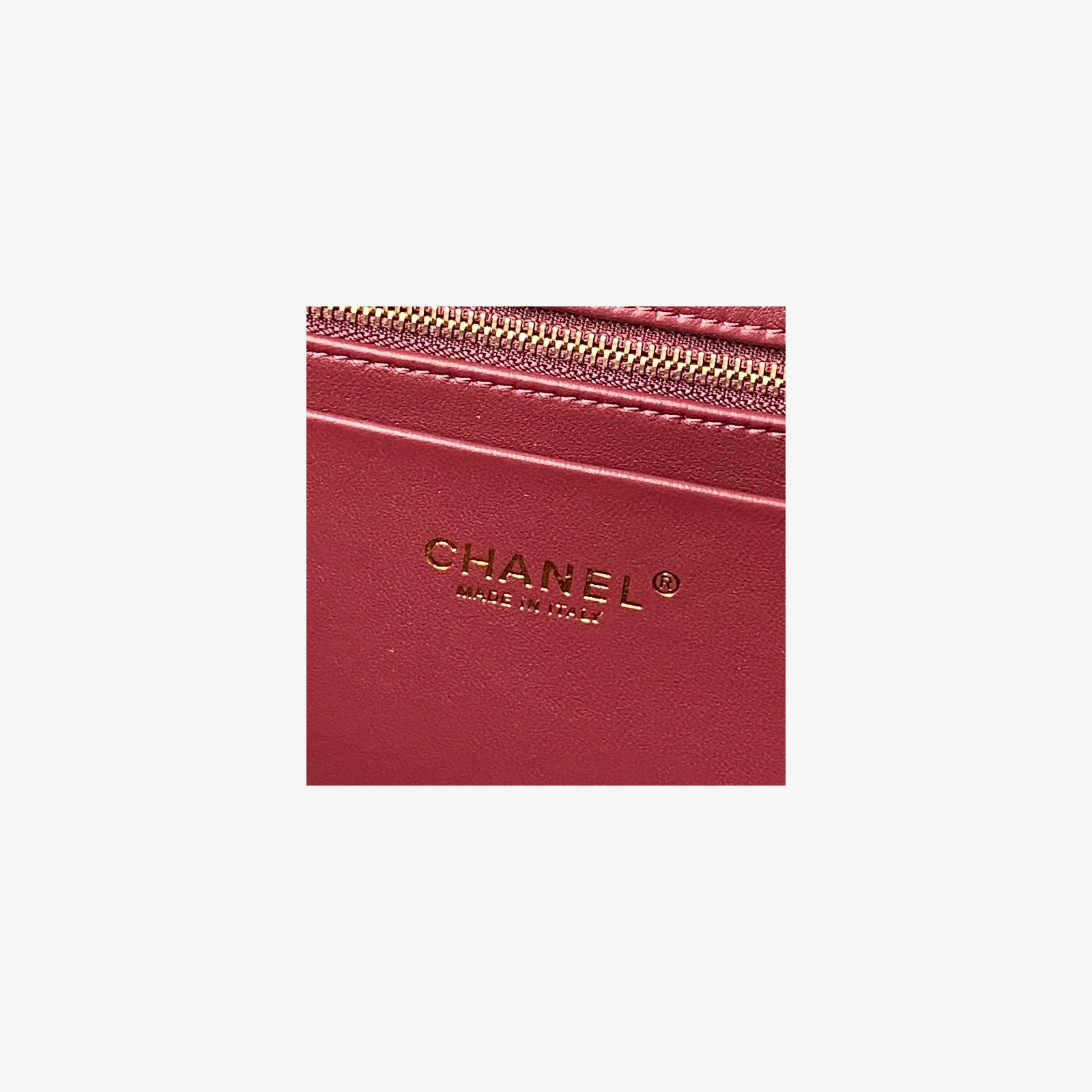 Chanel Shopping Bag AS6241 · Burgundy Lambskin Burgundy · Lambskin · Gold-Tone Metal