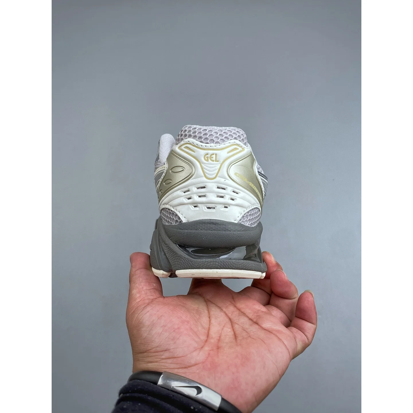 ASICS GEL-KAYANO 14 Concrete / Pure Silver · 1203A537-025