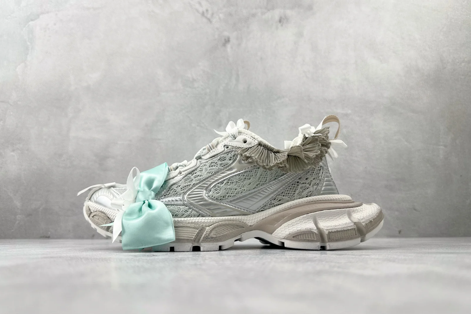 Balenciaga 3XL Lace Sneaker Taupe/White/Light Blue · 832994WXLMC2940