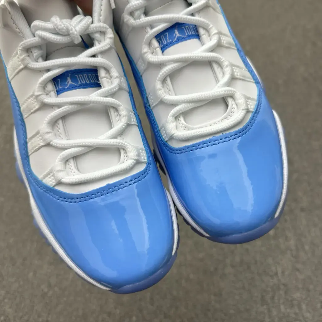 Air Jordan 11 University Blue