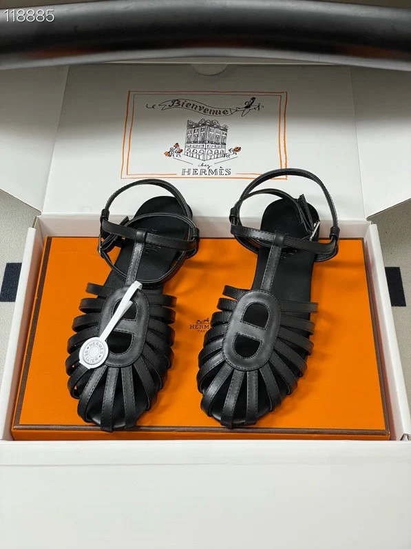 Hermès Nour Sandal Noir