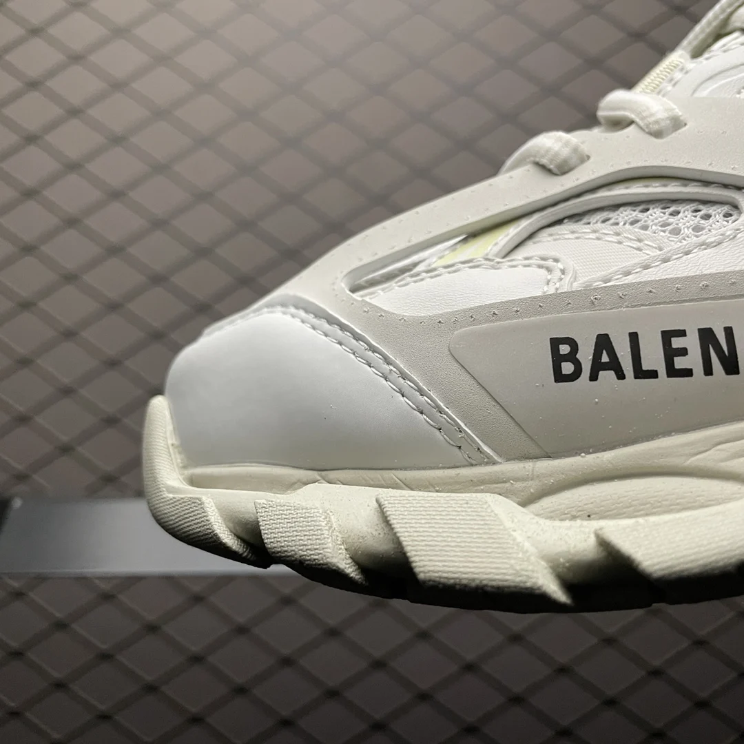 Balenciaga Track Sneaker White · 542023W1GB19000