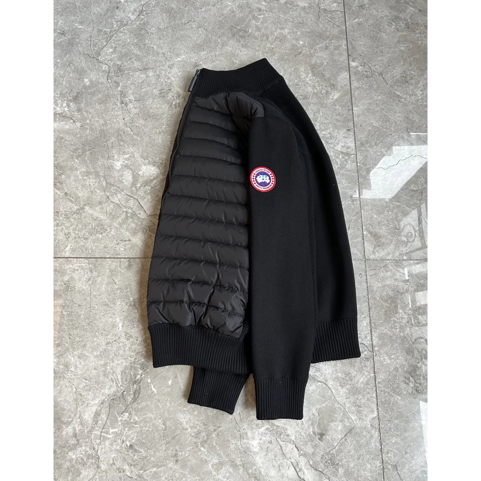 Canada Goose Men's HyBridge Knit Jacket Black / Classic Disc · 6830M-9061