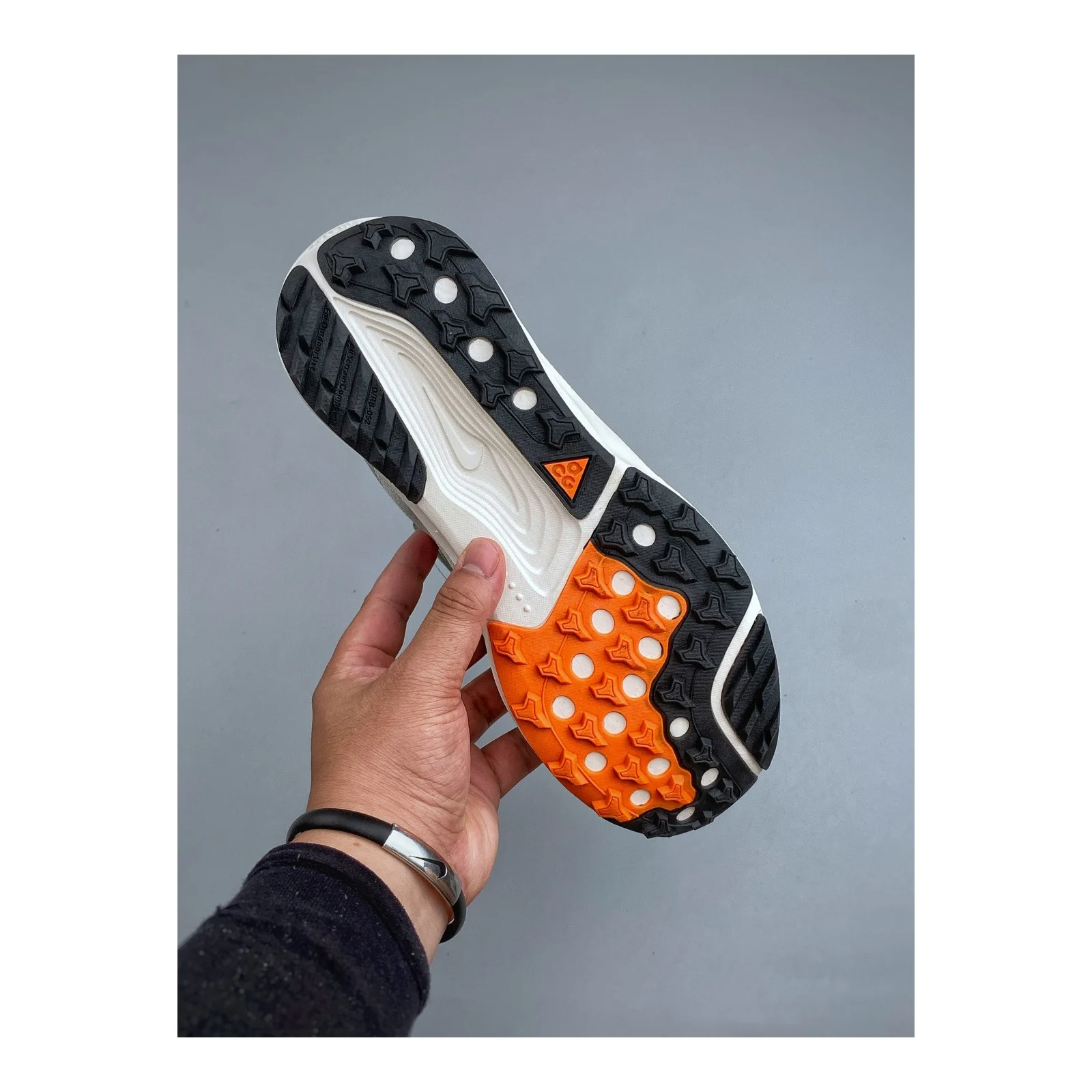 Nike ACG Pegasus Trail Jade Horizon / Light Silver / Safety Orange / Phantom · HV8116-310