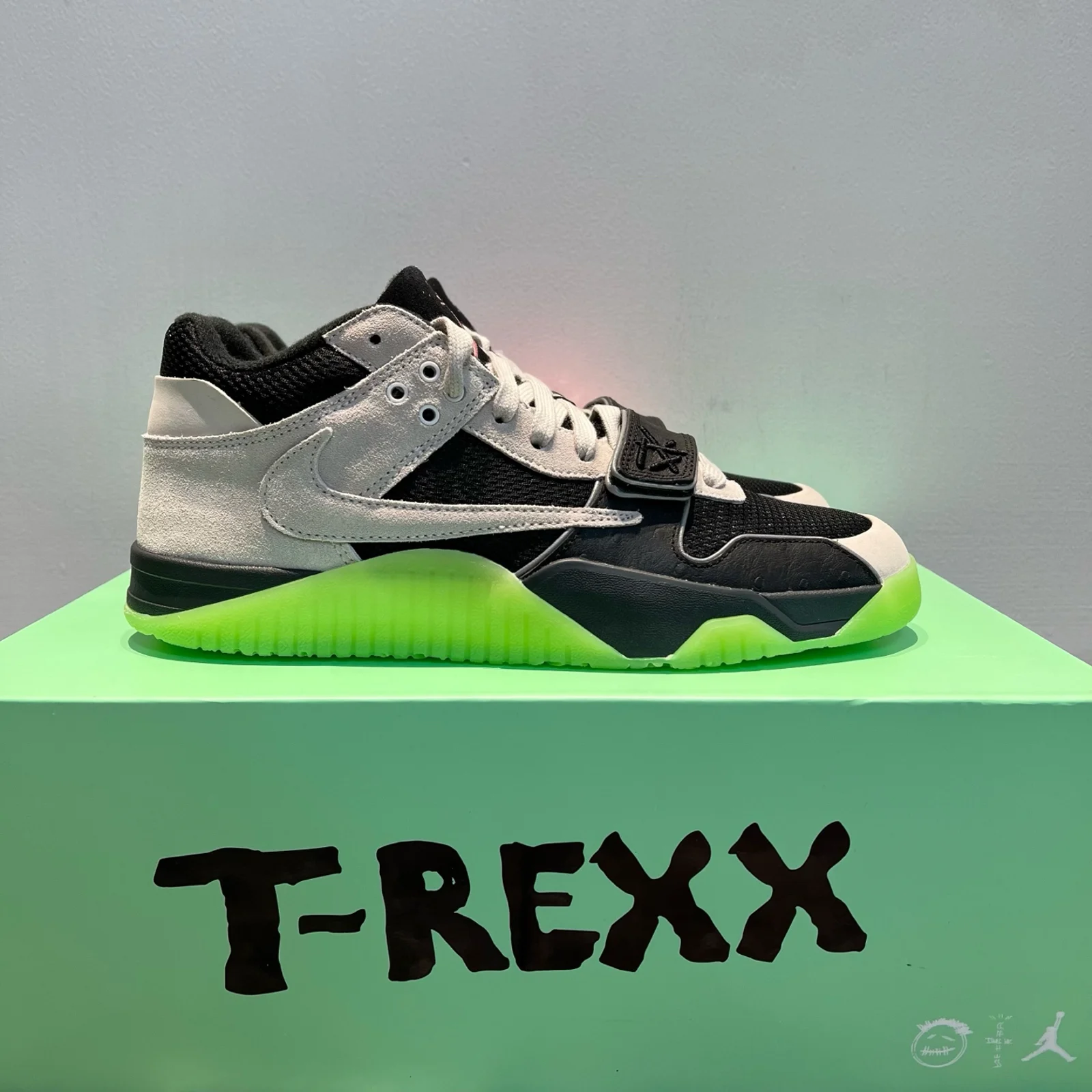 Jordan CJ1 T-Rexx Chase B Black / Night Silver · IH7971-001