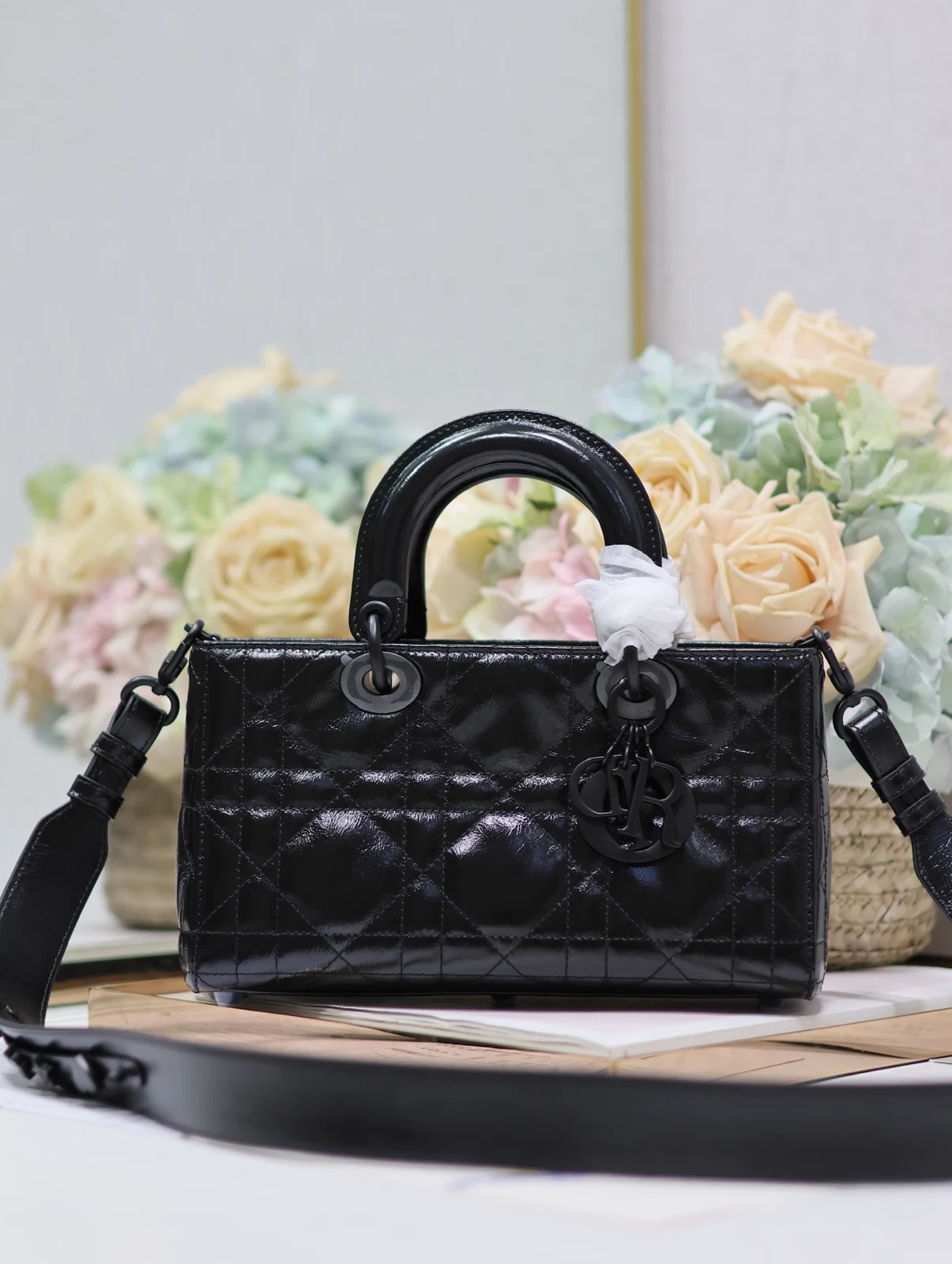 Small Lady D-Sire My ABCDior Bag Black Macrocannage Crinkled Calfskin · M1150SNIO_M900