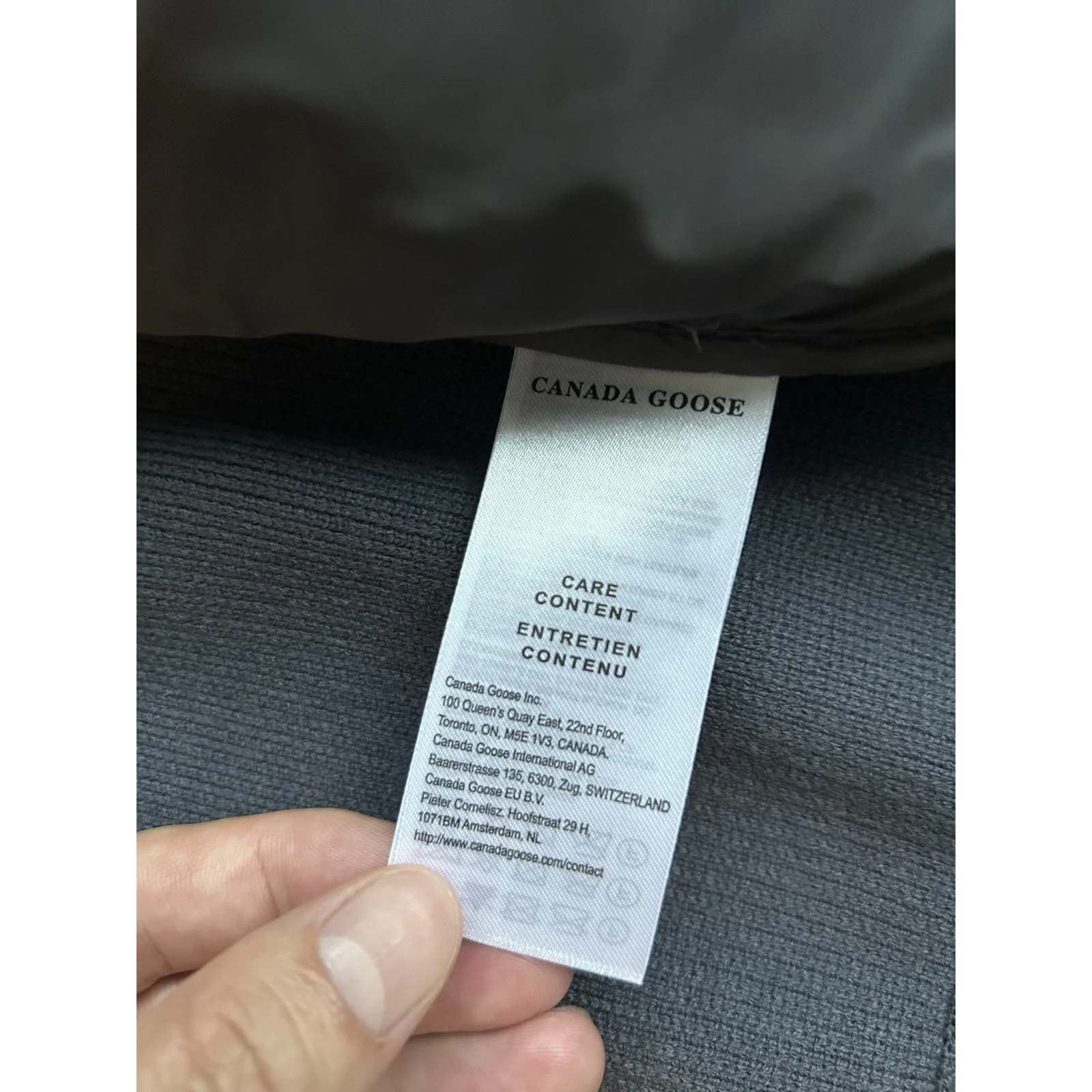 Canada Goose Men's HyBridge Knit Jacket Iron Grey / Classic Disc · 6830M-9699