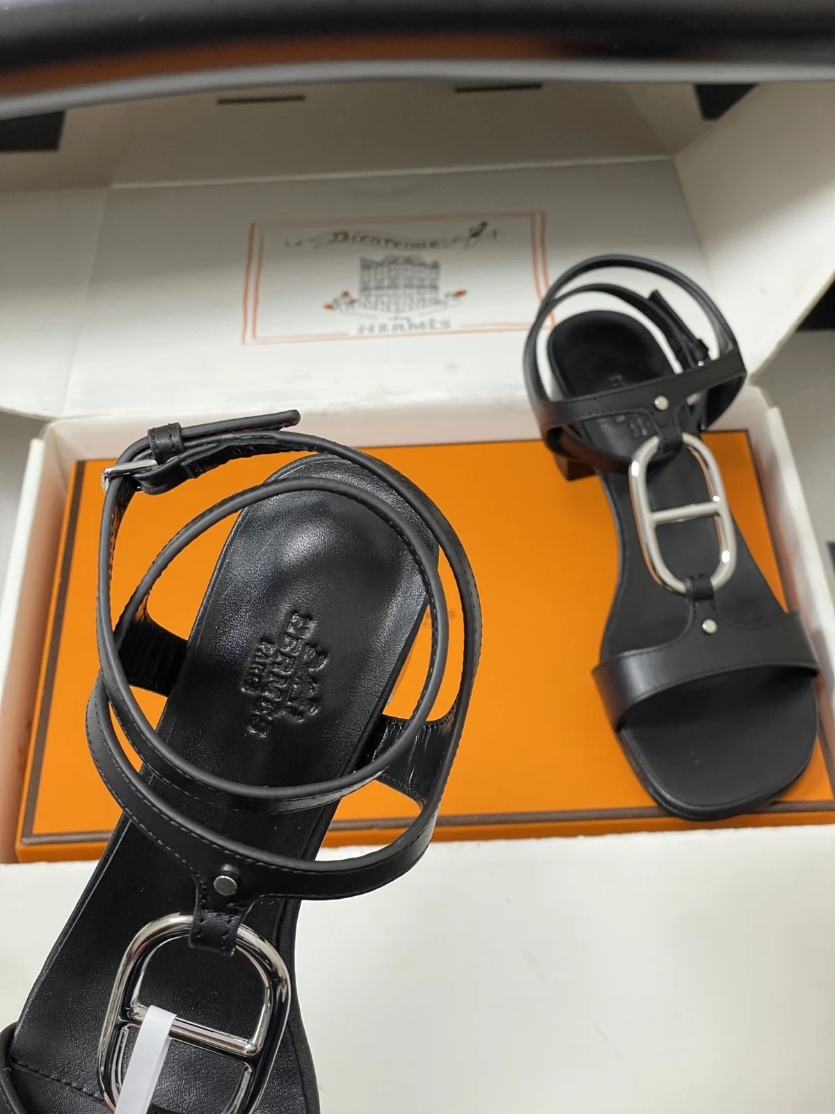 Hermès Miramar 50 Sandal Noir
