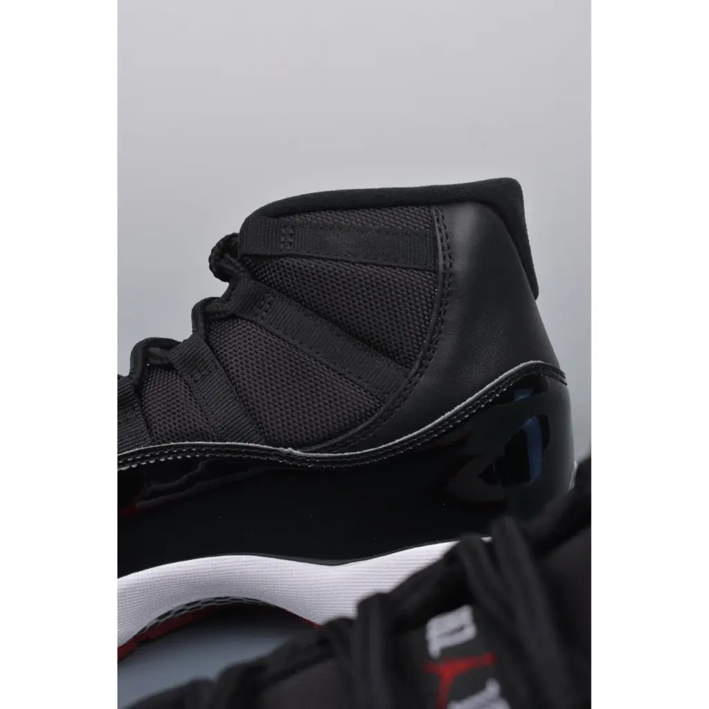Air Jordan 11 Black/Red (Bred)