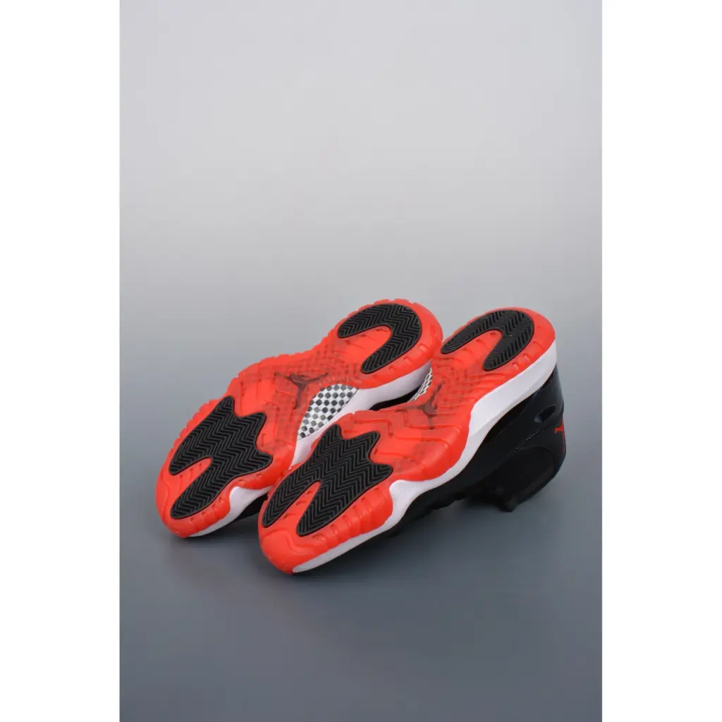 Air Jordan 11 Black/Red (Bred)