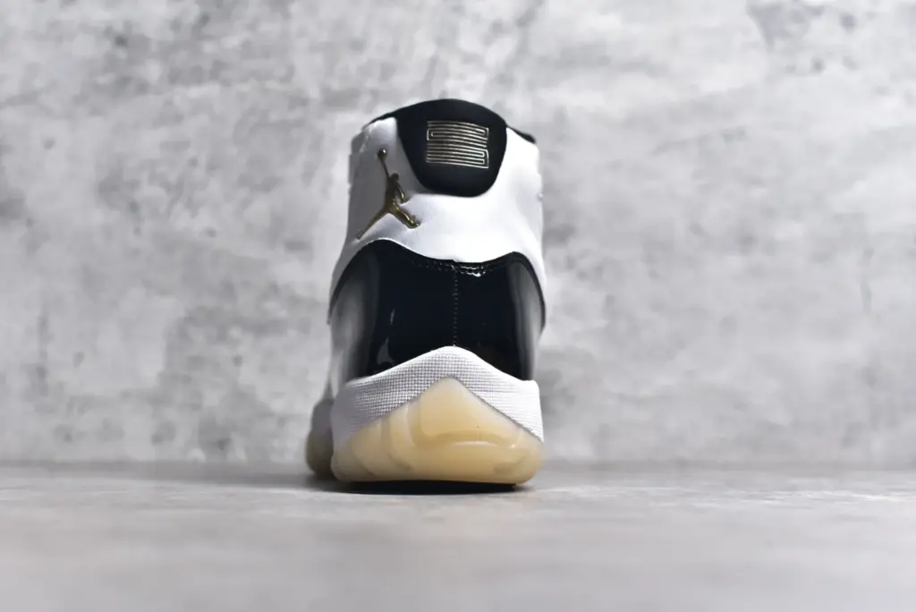 Air Jordan 11 Gratitude