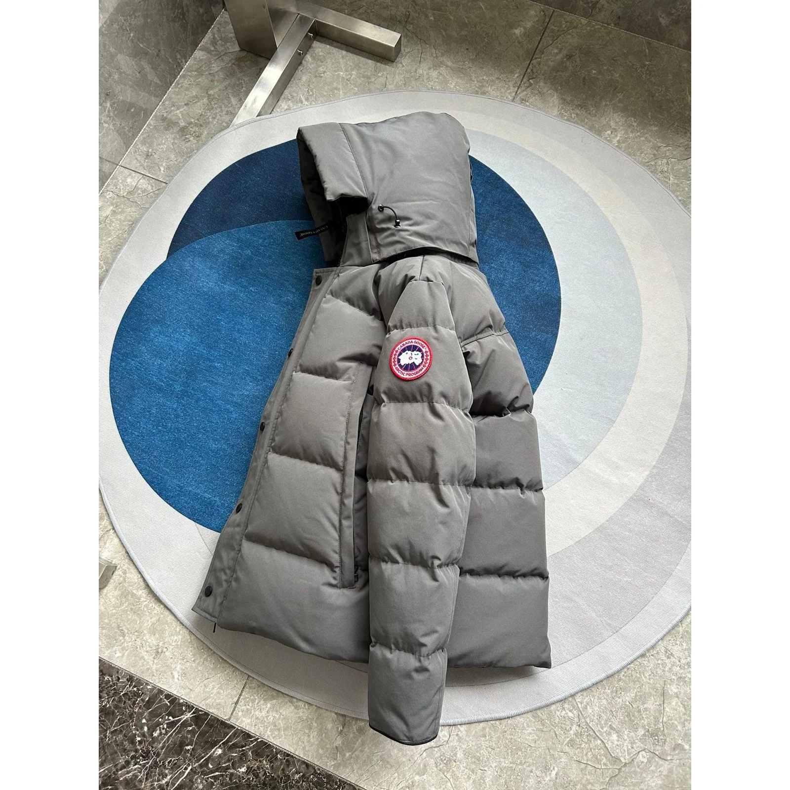 Canada Goose Wyndham Parka Granite Grey / Classic Disc · 2048M-9431