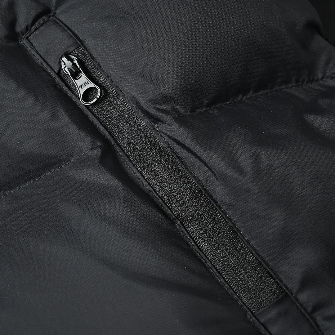 Alo Foxy Puffer Jacket Black · W4664R