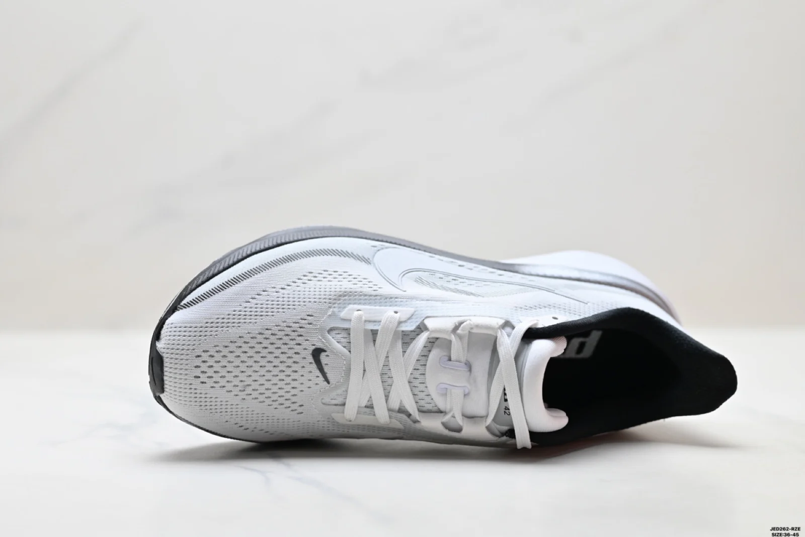 Nike Pegasus 42 Summit White / Photon Dust / Black / Metallic Silver · II7210-100