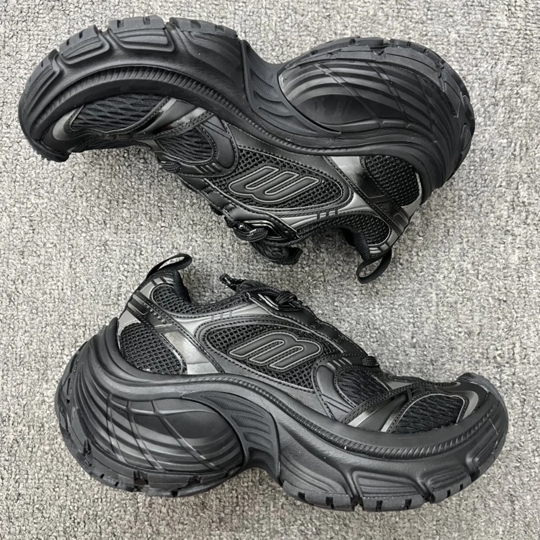 Balenciaga 10XL Sneaker Black · 792779W2MV21000