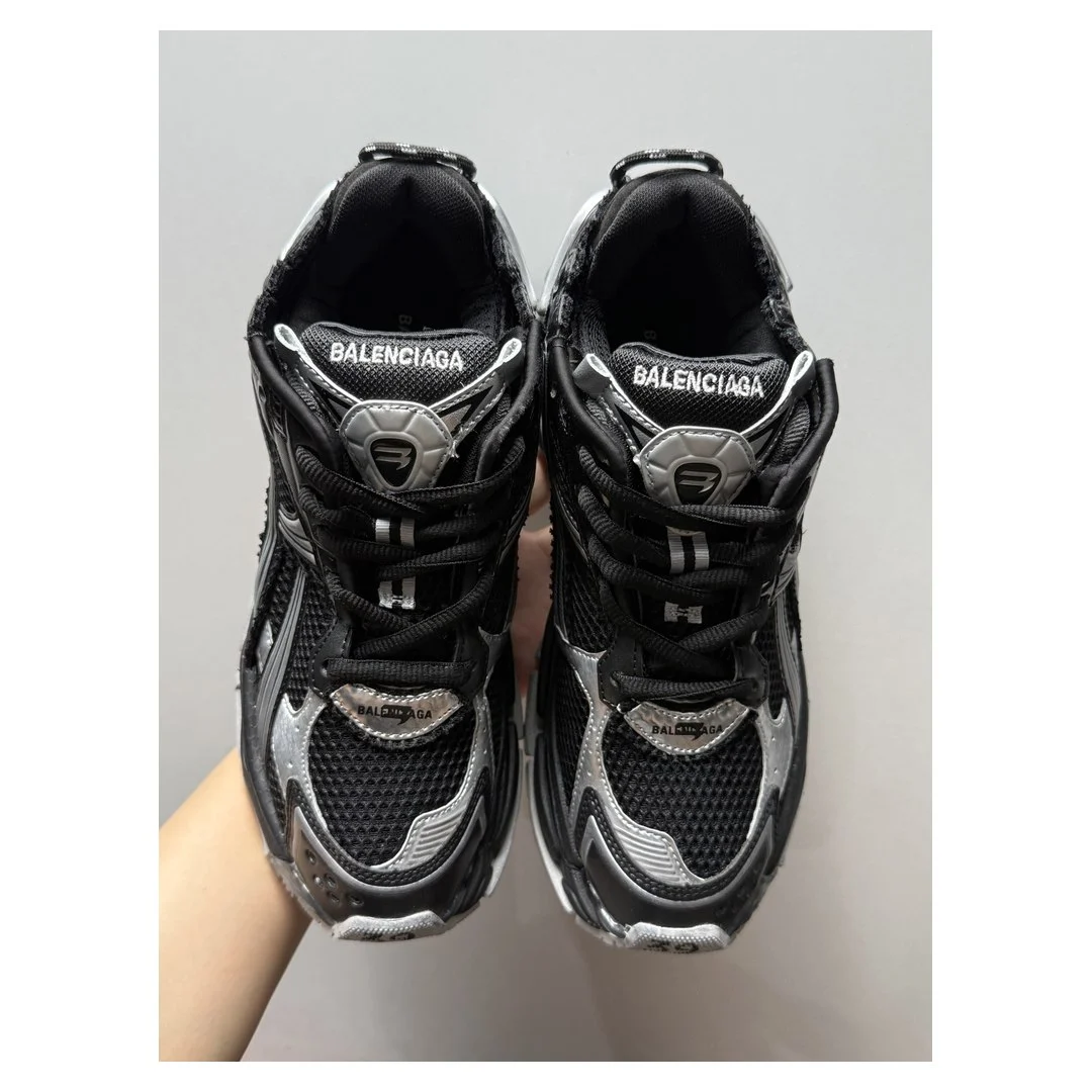 Balenciaga Runner Sneaker Black/Silver · 772774W3RMU1100
