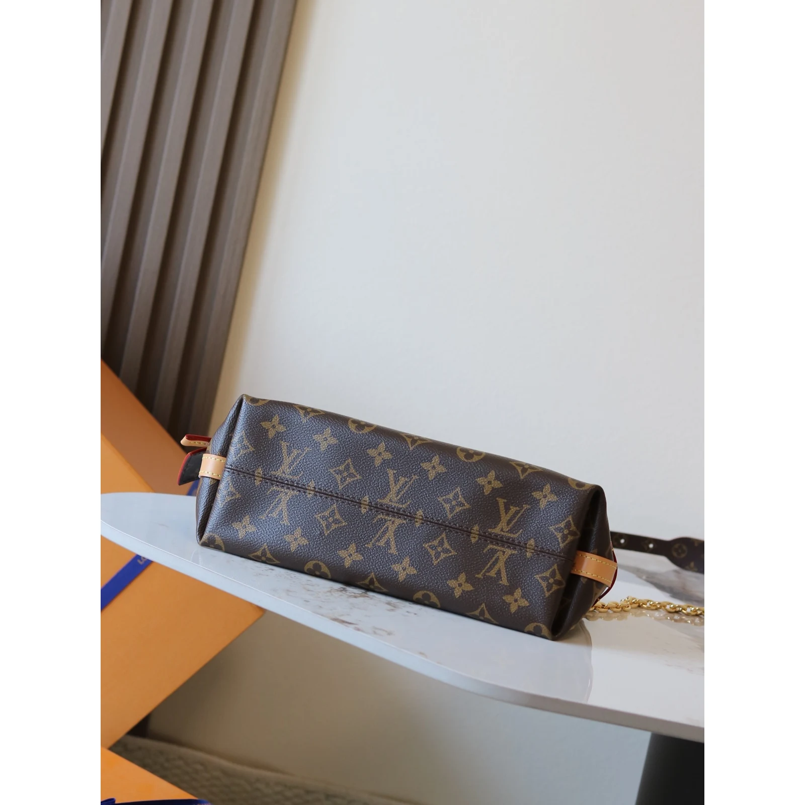 Louis Vuitton CarryAll BB Monogram Monogram · M13014